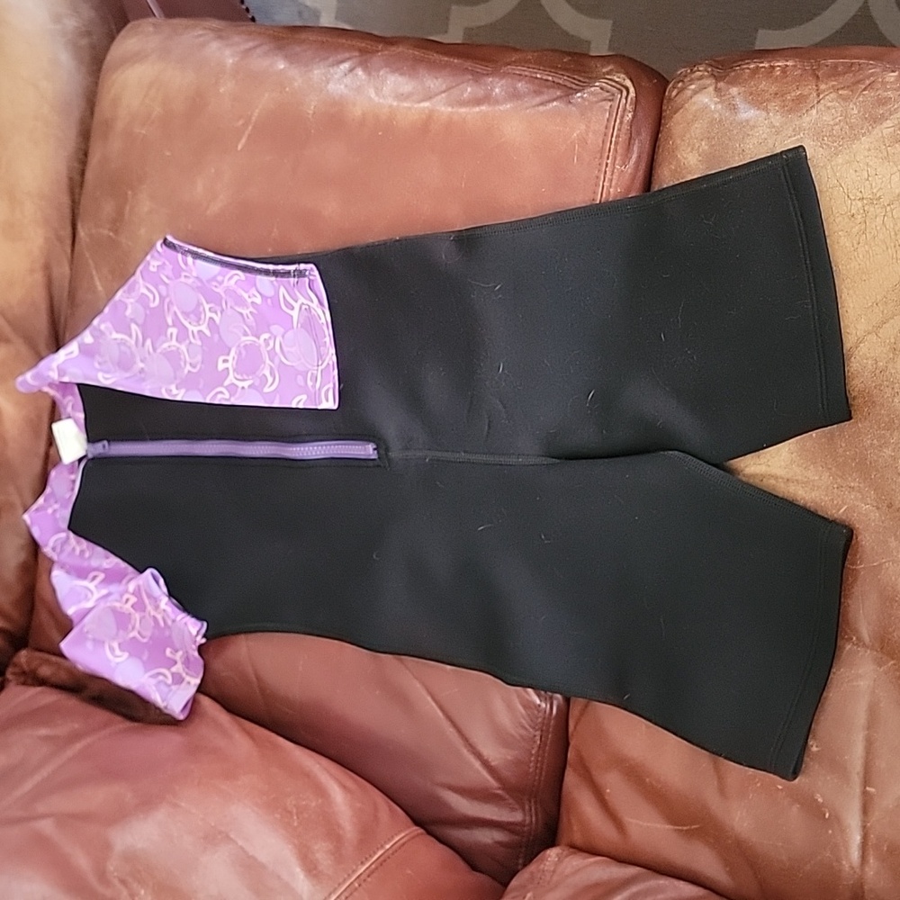 Girls wet suit Sz 7/8